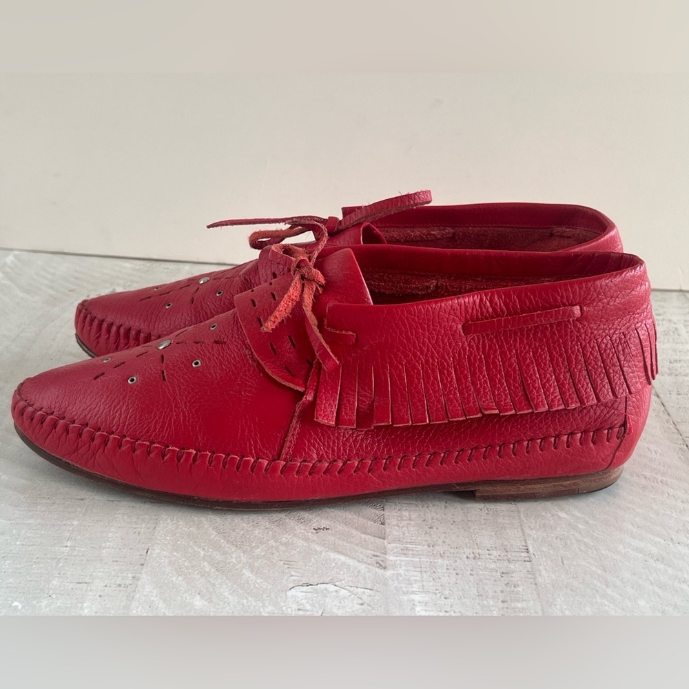 Women’s Vintage Wild Pair Brand Boho Southwestern Red Leather Moccasins size 10B - Picture 4 of 13